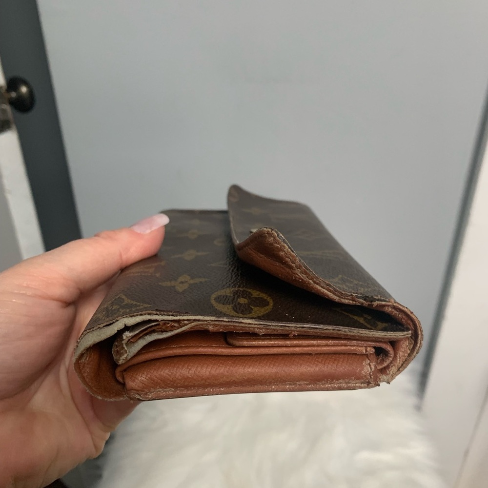 🏷️Clearance 1997 authentic Louis Vuitton International wallet - junk - Picture 3 of 17